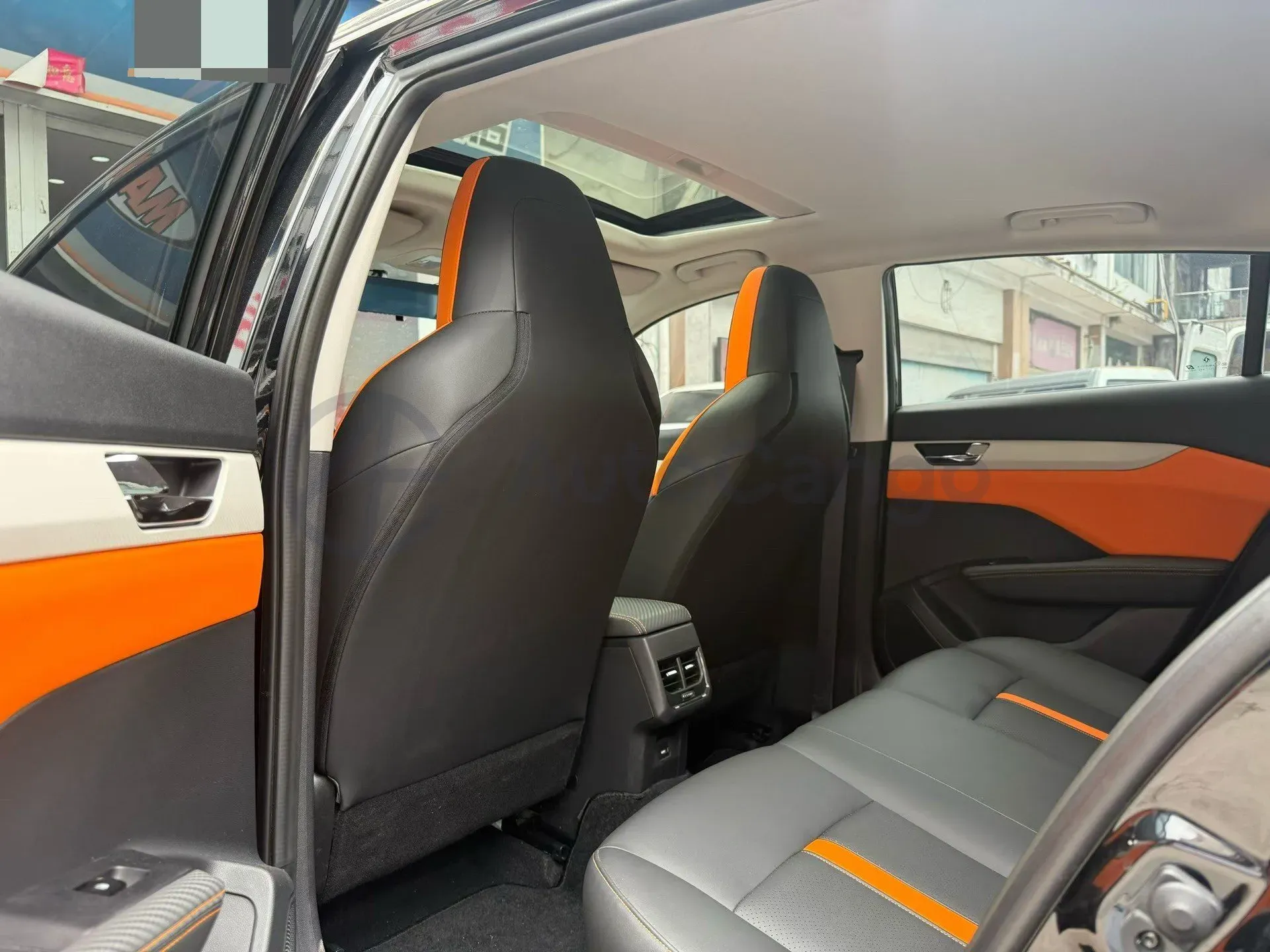 2023 DongFeng Aeolus YiXuan 1.5L 125HP L4 6DCT,autocango,china used car exporter,china ev exporter,chinese used car exporter,chinese used ev exporter