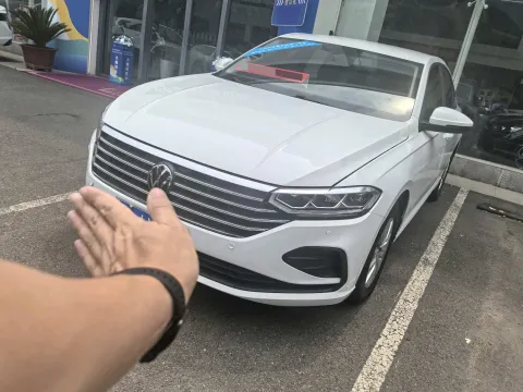 2024 VOLKSWAGEN LAVIDA,autocango,china used car exporter,china ev exporter,chinese used car exporter,chinese used ev exporter