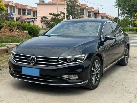 2020 VOLKSWAGEN MAGOTAN,autocango,china used car exporter,china ev exporter,chinese used car exporter,chinese used ev exporter