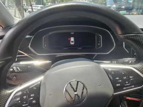 2022 Xpeng P7 BEV 60.2KWH