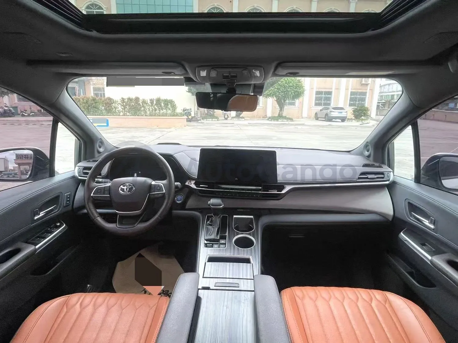 2022 Toyota Granvia 2.5L 192HP L4 E-CVT Hybrid,autocango,china used car exporter,china ev exporter,chinese used car exporter,chinese used ev exporter