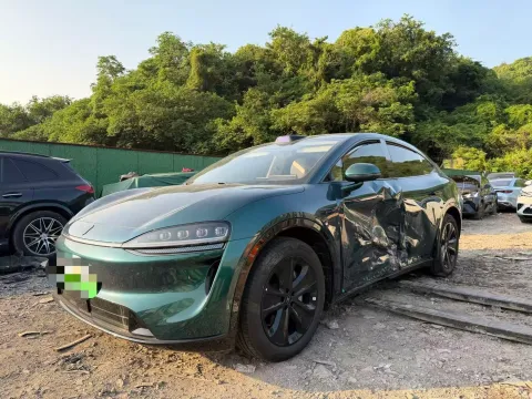 2025 LUXEED R7,autocango,china used car exporter,china ev exporter,chinese used car exporter,chinese used ev exporter