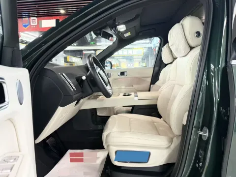 2022 Li L9 Range Extended 154HP REEV 42.6KWH,autocango,china used car exporter,china ev exporter,chinese used car exporter,chinese used ev exporter