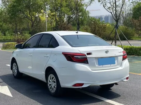 2022 Toyota Vios 1.5L 112HP L4 CVT