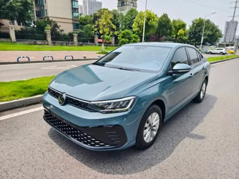2023 VOLKSWAGEN LAVIDA,autocango,china used car exporter,china ev exporter,chinese used car exporter,chinese used ev exporter
