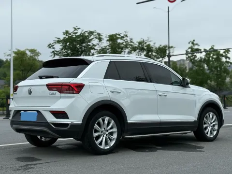 2019 Volkswagen T-Roc 1.4T 131HP L4 7DCT,autocango,china used car exporter,china ev exporter,chinese used car exporter,chinese used ev exporter