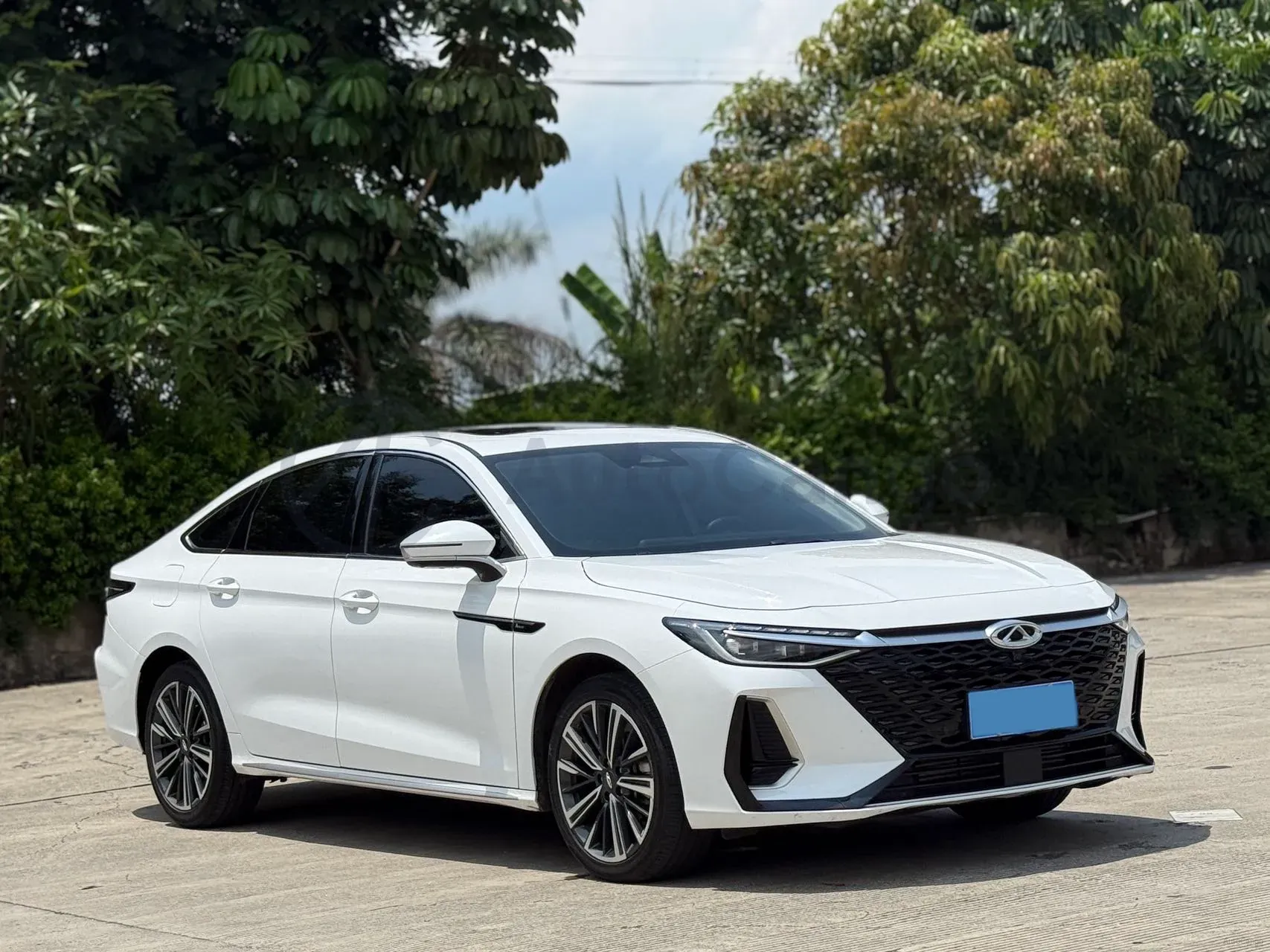 2022 Chery Arrizo 8 1.6T 197HP L4 7DCT,autocango,china used car exporter,china ev exporter,chinese used car exporter,chinese used ev exporter