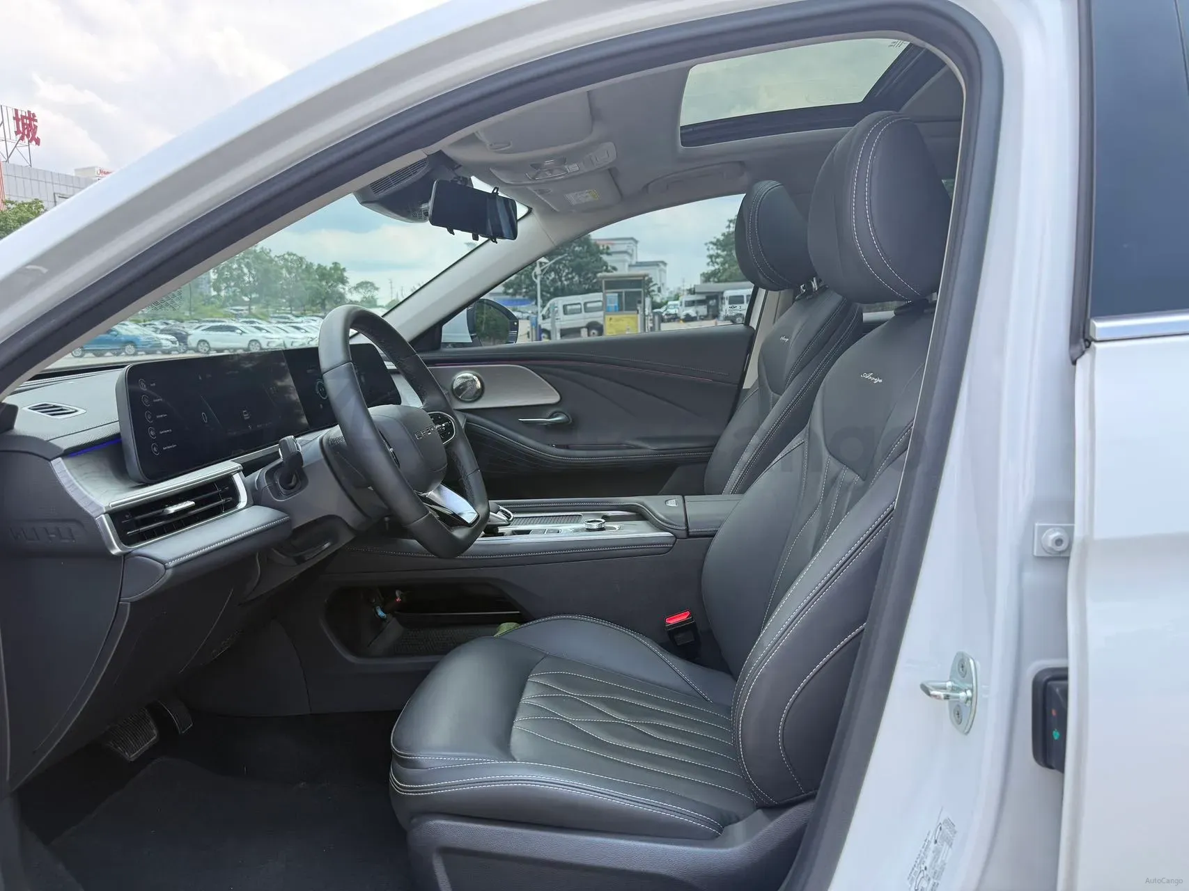 2022 Chery Arrizo 8 1.6T 197HP L4 7DCT,autocango,china used car exporter,china ev exporter,chinese used car exporter,chinese used ev exporter