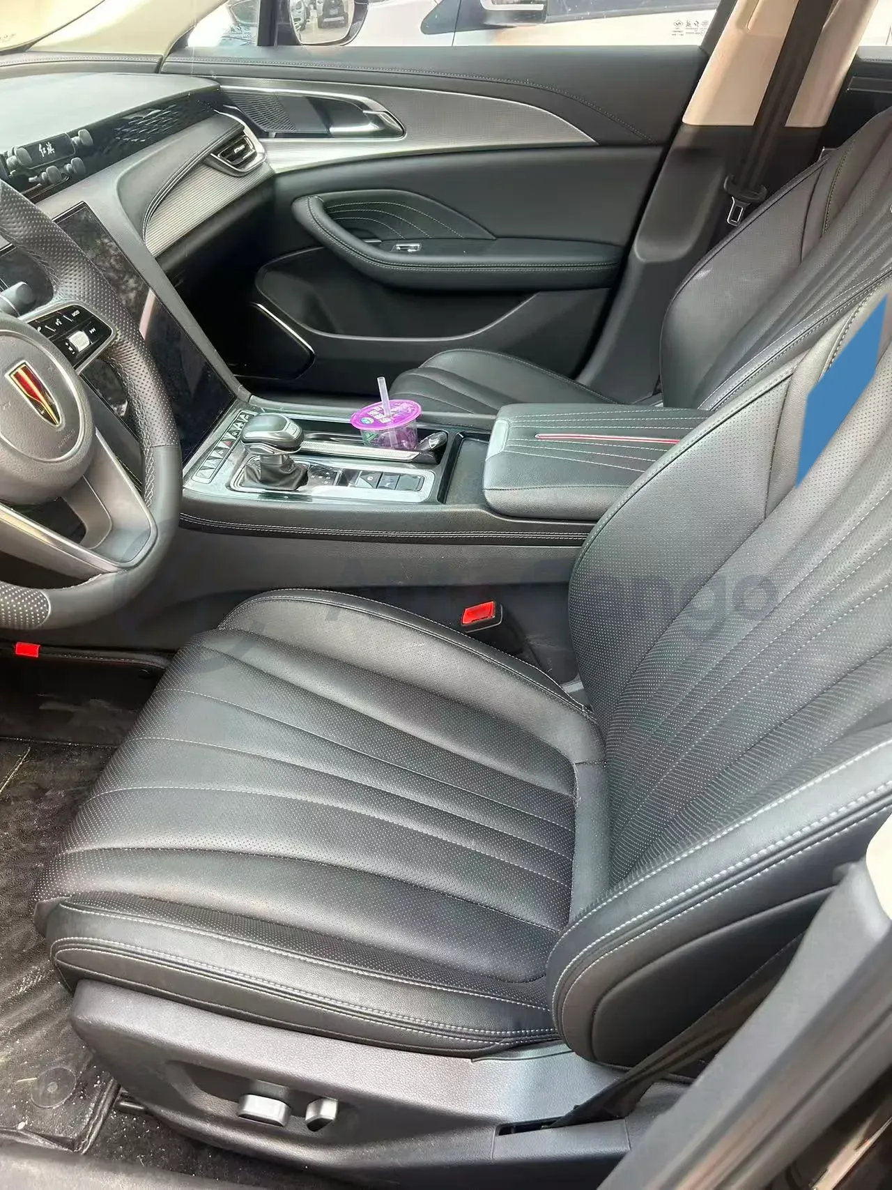 2024 HongQi H5 1.5T 169HP L4 7DCT,autocango,china used car exporter,china ev exporter,chinese used car exporter,chinese used ev exporter