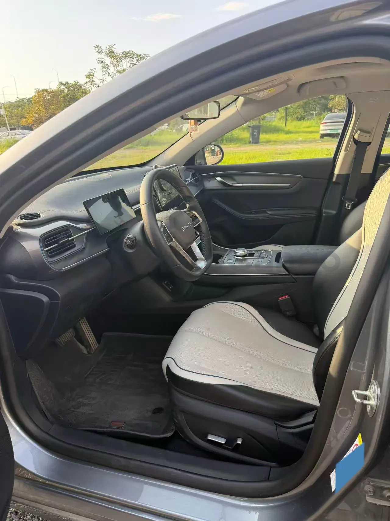 2022 Foton Grand General G7 2.0T 163HP L4 8AT,autocango,china used car exporter,china ev exporter,chinese used car exporter,chinese used ev exporter