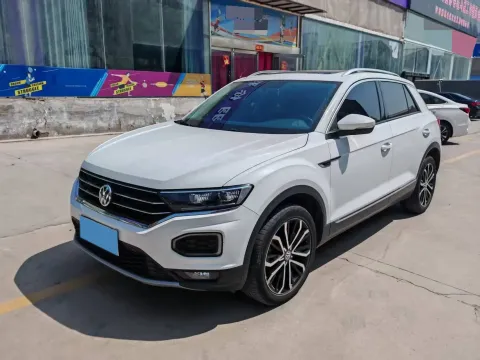 2020 VOLKSWAGEN T-ROC,autocango,china used car exporter,china ev exporter,chinese used car exporter,chinese used ev exporter