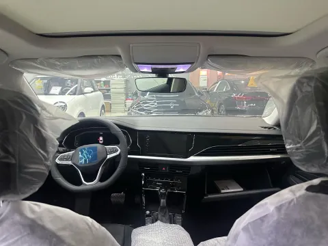2026 Volkswagen Passat 2.0T 220HP L4 7DCT