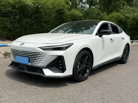 2024 CHANGAN UNI-V,autocango,china used car exporter,china ev exporter,chinese used car exporter,chinese used ev exporter