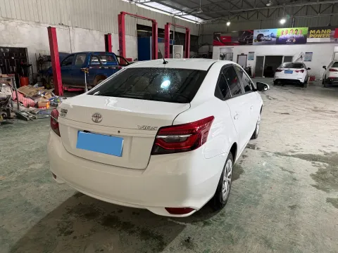 2022 Toyota Vios 1.5L 112HP L4 CVT