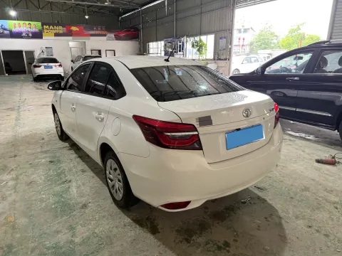 2022 Toyota Vios 1.5L 112HP L4 CVT