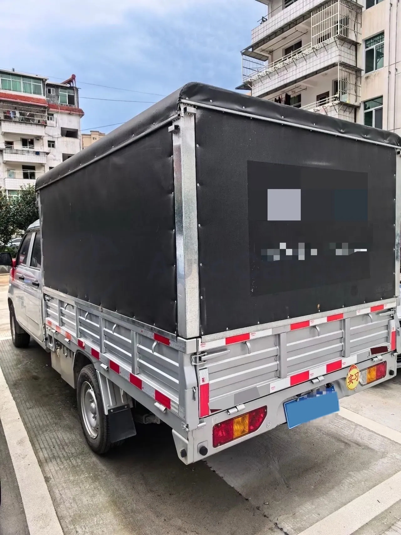 2023 WuLing RongGuang New Truck 1.5L 102HP L4 5MT,autocango,china used car exporter,china ev exporter,chinese used car exporter,chinese used ev exporter