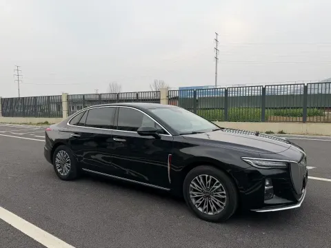 2025 HongQi H5 1.5T 169HP L4 7DCT