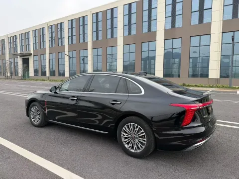 2025 HongQi H5 1.5T 169HP L4 7DCT