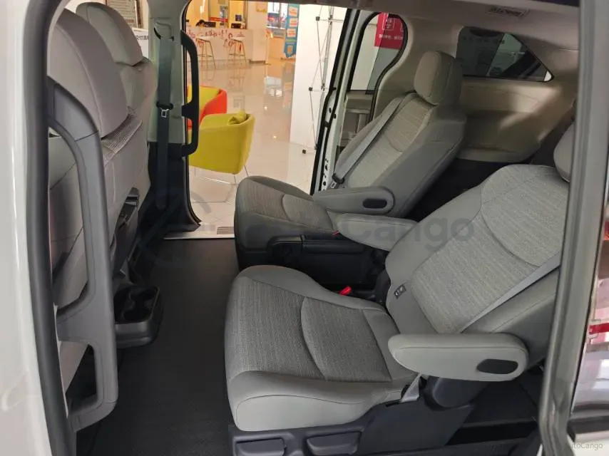 2024 Toyota Sienna 2.5L 189HP L4 E-CVT Hybrid,autocango,china used car exporter,china ev exporter,chinese used car exporter,chinese used ev exporter