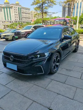 2024 VOLKSWAGEN PASSAT,autocango,china used car exporter,china ev exporter,chinese used car exporter,chinese used ev exporter