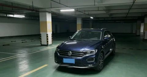 2019 VOLKSWAGEN T-ROC,autocango,china used car exporter,china ev exporter,chinese used car exporter,chinese used ev exporter