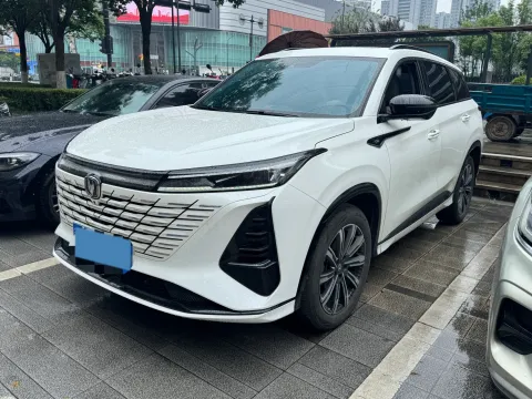 2022 CHANGAN CS75 PLUS,autocango,china used car exporter,china ev exporter,chinese used car exporter,chinese used ev exporter