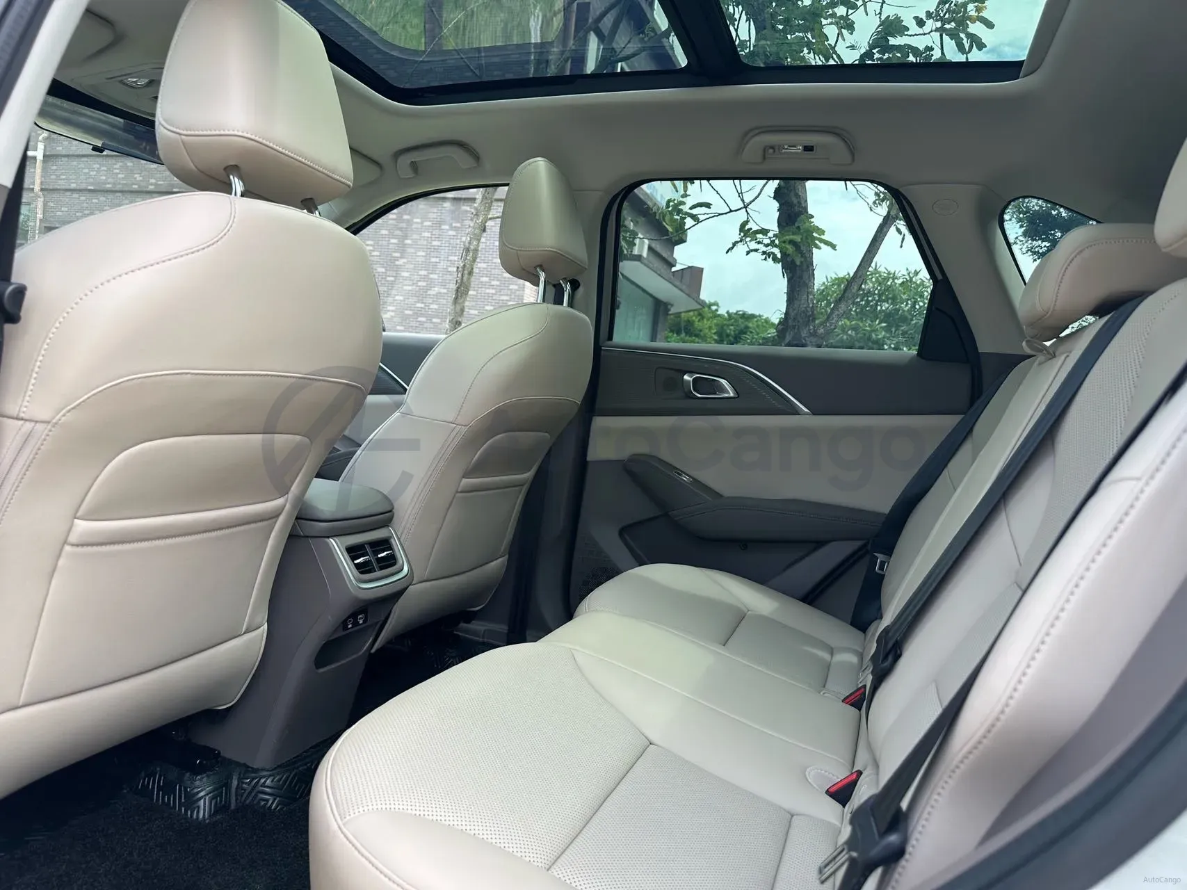 2026 Haval H6L 2.0T 238HP L4 9DCT,autocango,china used car exporter,china ev exporter,chinese used car exporter,chinese used ev exporter