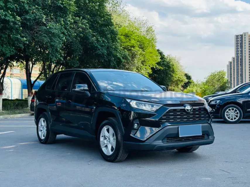 2023 Toyota RAV4 2.0L 171HP L4 CVT,autocango,china used car exporter,china ev exporter,chinese used car exporter,chinese used ev exporter