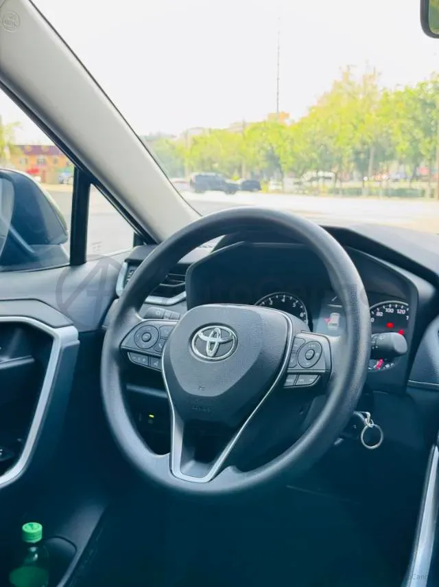 2023 Toyota RAV4 2.0L 171HP L4 CVT,autocango,china used car exporter,china ev exporter,chinese used car exporter,chinese used ev exporter