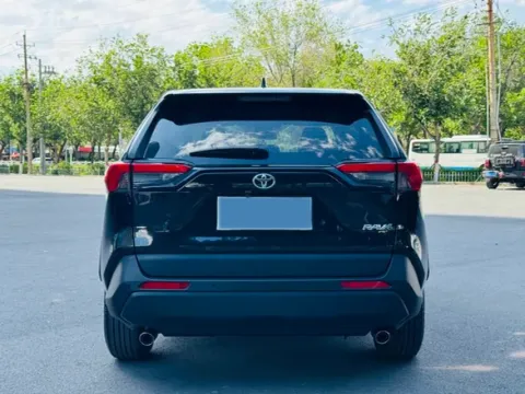 2023 Toyota RAV4 2.0L 171HP L4 CVT