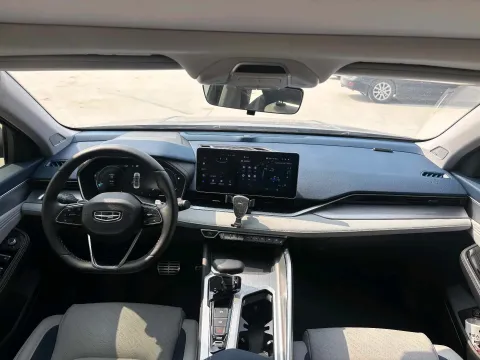 2023 Geely Preface 2.0T 190HP L4 7DCT,autocango,china used car exporter,china ev exporter,chinese used car exporter,chinese used ev exporter