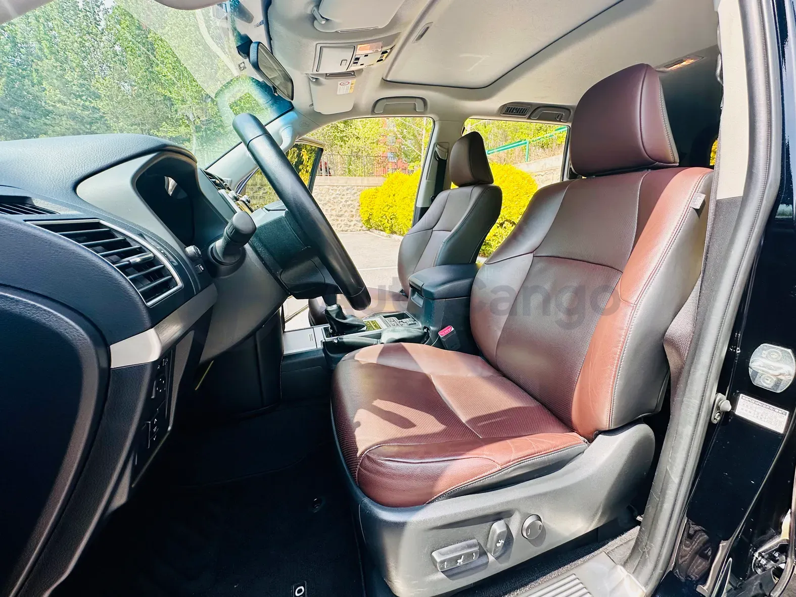 2019 Toyota Land Cruiser Prado 3.5L 280HP V6 6AT,autocango,china used car exporter,china ev exporter,chinese used car exporter,chinese used ev exporter