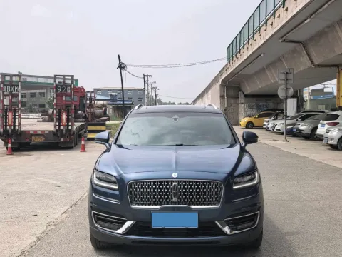2019 Lincoln Nautilus 2.0T 235HP L4 8AT