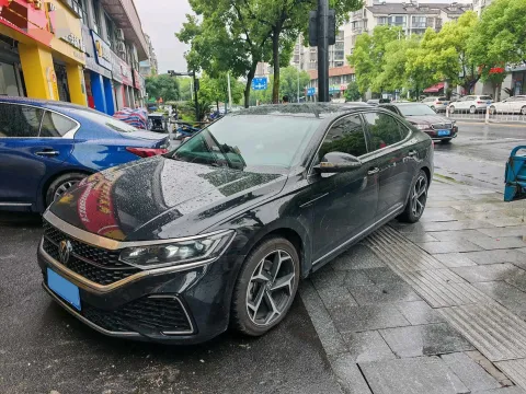 2023 VOLKSWAGEN PASSAT,autocango,china used car exporter,china ev exporter,chinese used car exporter,chinese used ev exporter