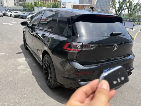 2025 Volkswagen Golf 1.5T 160HP L4 7DCT