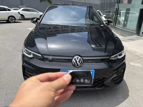 2025 Volkswagen Golf 1.5T 160HP L4 7DCT