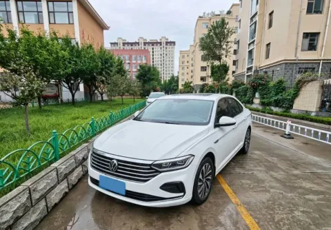 2023 VOLKSWAGEN LAVIDA,autocango,china used car exporter,china ev exporter,chinese used car exporter,chinese used ev exporter