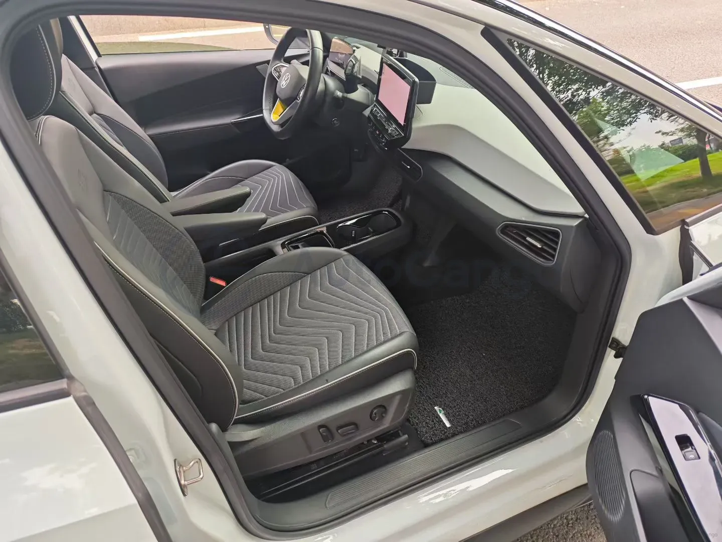 2023 Volkswagen ID.3 BEV 52.8KWH,autocango,china used car exporter,china ev exporter,chinese used car exporter,chinese used ev exporter