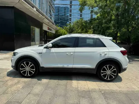 2018 Borgward BX7 2.0T 224HP L4 6AT,autocango,china used car exporter,china ev exporter,chinese used car exporter,chinese used ev exporter