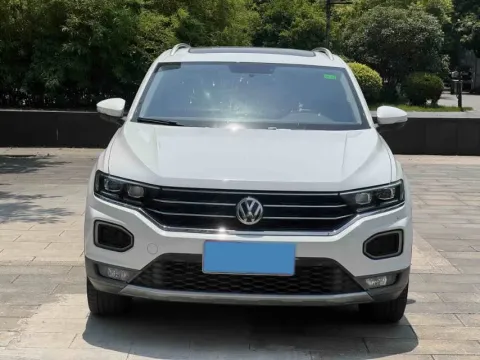 2018 Borgward BX7 2.0T 224HP L4 6AT,autocango,china used car exporter,china ev exporter,chinese used car exporter,chinese used ev exporter