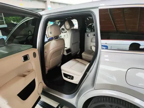 2022 Li L9 Range Extended 154HP REEV 42.6KWH,autocango,china used car exporter,china ev exporter,chinese used car exporter,chinese used ev exporter