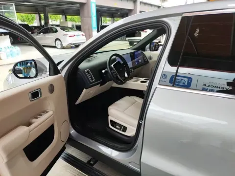 2022 Li L9 Range Extended 154HP REEV 42.6KWH,autocango,china used car exporter,china ev exporter,chinese used car exporter,chinese used ev exporter
