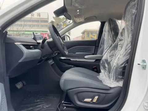 2025 ARCFOX T1 BEV,autocango,china used car exporter,china ev exporter,chinese used car exporter,chinese used ev exporter
