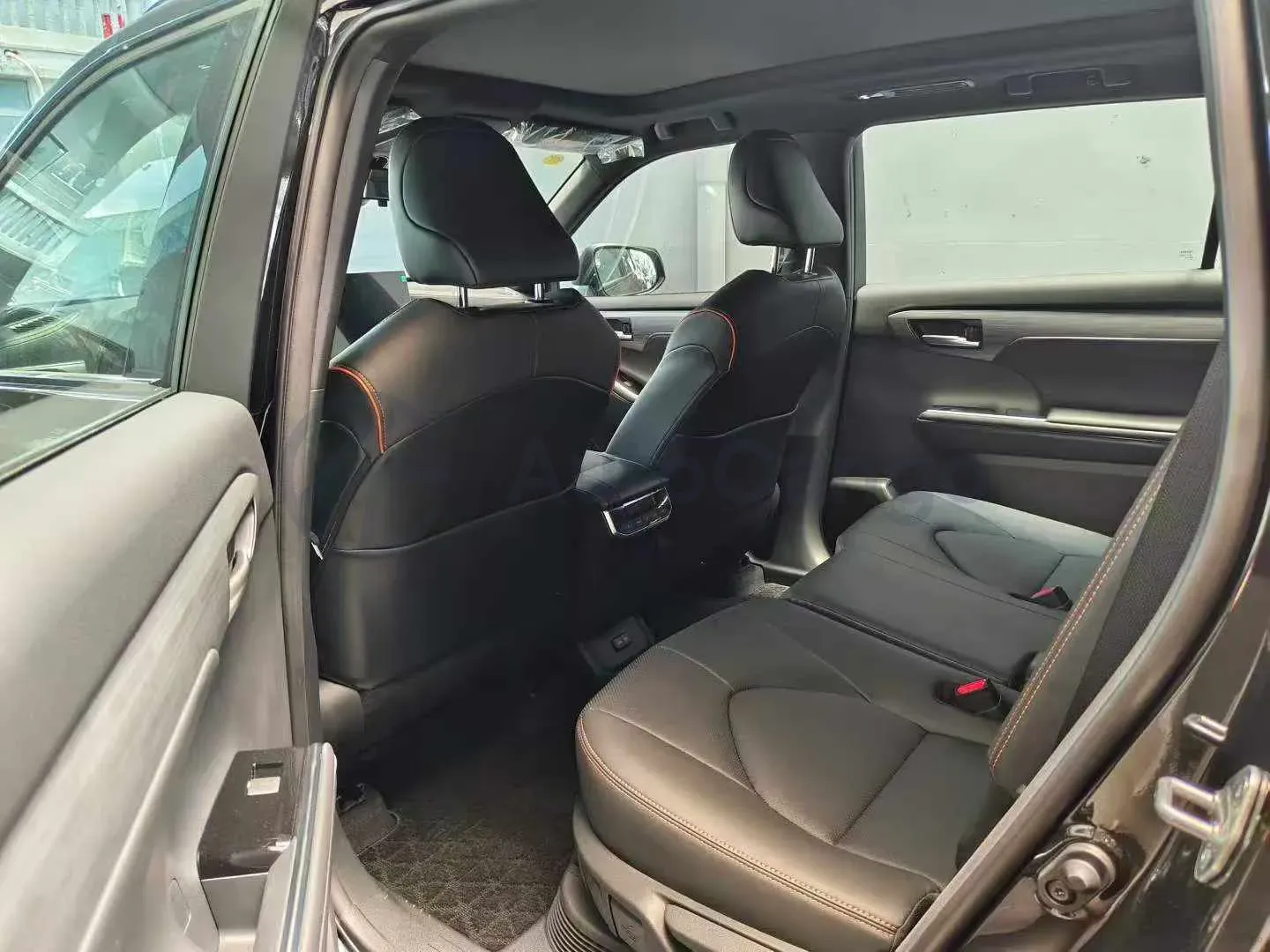 2026 Toyota Crown Kluger 2.5L 189HP L4 E-CVT Hybrid,autocango,china used car exporter,china ev exporter,chinese used car exporter,chinese used ev exporter