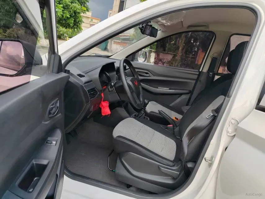 2023 WuLing RongGuang New Truck 1.5L 102HP L4 5MT,autocango,china used car exporter,china ev exporter,chinese used car exporter,chinese used ev exporter