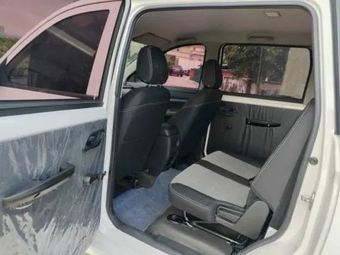 2023 WuLing RongGuang New Truck 1.5L 102HP L4 5MT