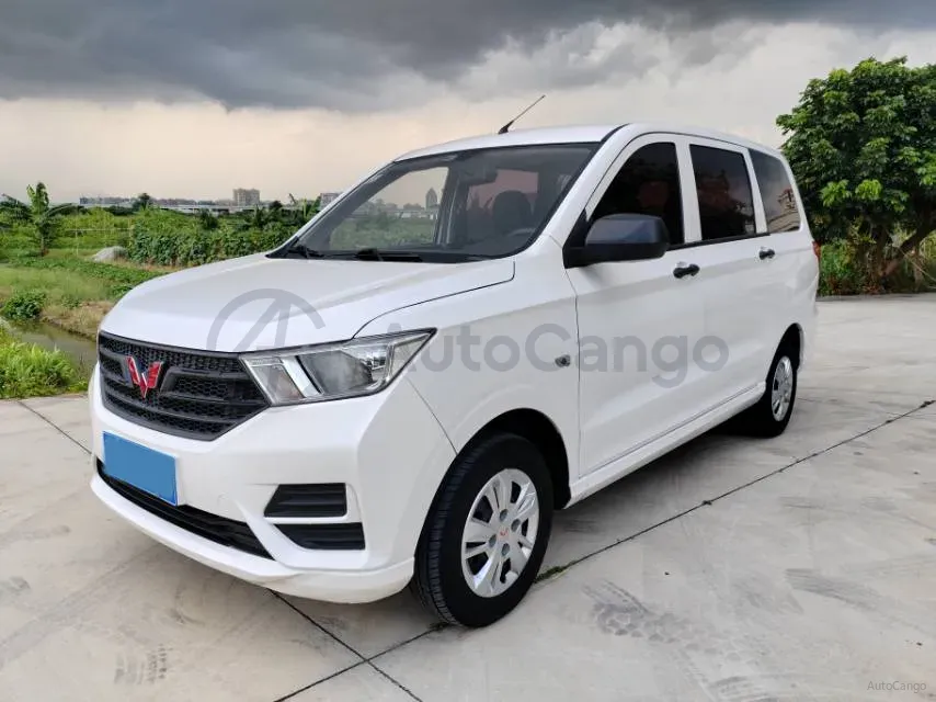 2023 WuLing RongGuang New Truck 1.5L 102HP L4 5MT,autocango,china used car exporter,china ev exporter,chinese used car exporter,chinese used ev exporter