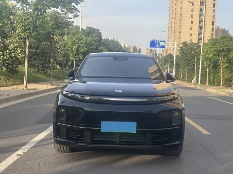 2023 Li L7 Range Extended 154HP REEV 40.9KWH,autocango,china used car exporter,china ev exporter,chinese used car exporter,chinese used ev exporter