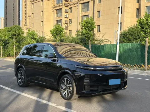 2023 Li L7 Range Extended 154HP REEV 40.9KWH,autocango,china used car exporter,china ev exporter,chinese used car exporter,chinese used ev exporter