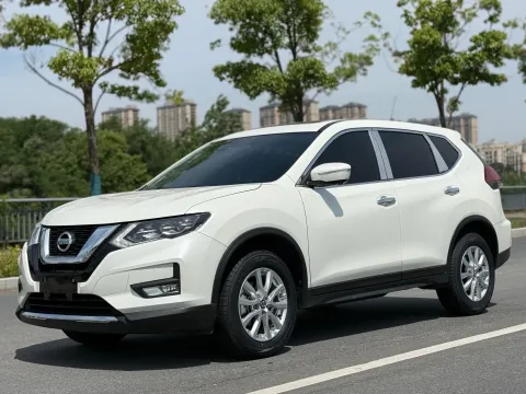 2023 Nissan X-Trail 2.0L 151HP L4 CVT,autocango,china used car exporter,china ev exporter,chinese used car exporter,chinese used ev exporter